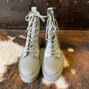 NWT! Military style lace up boots!